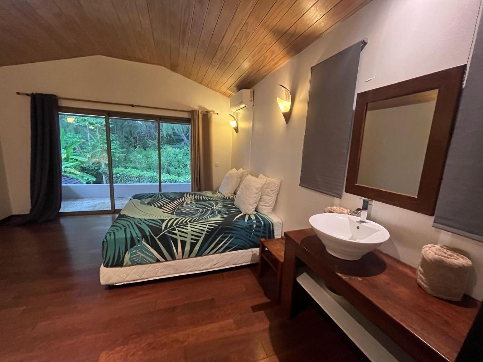 Moorea Temae Villa Walking Dist Beach And Golf Екстер'єр фото