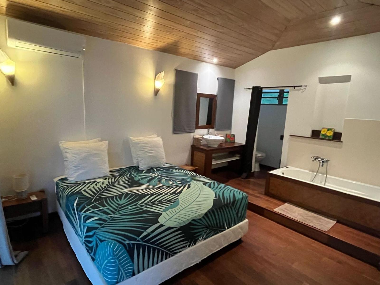 Moorea Temae Villa Walking Dist Beach And Golf Екстер'єр фото
